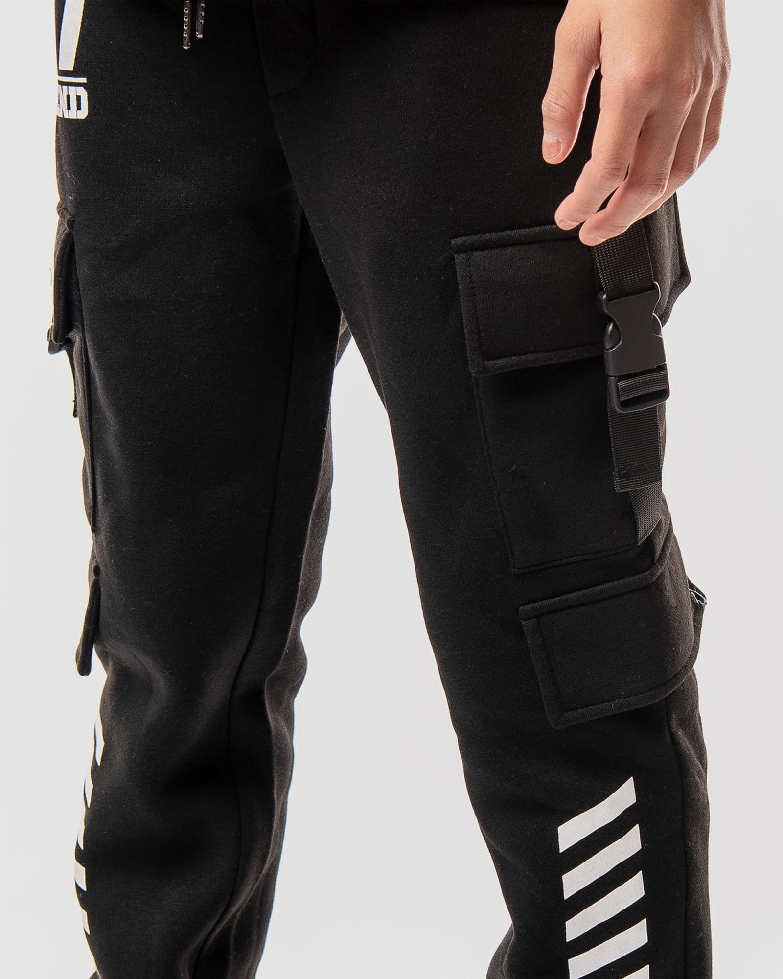 BOYS ELASAH FLEECE CARGO JOGGERS - Image 4