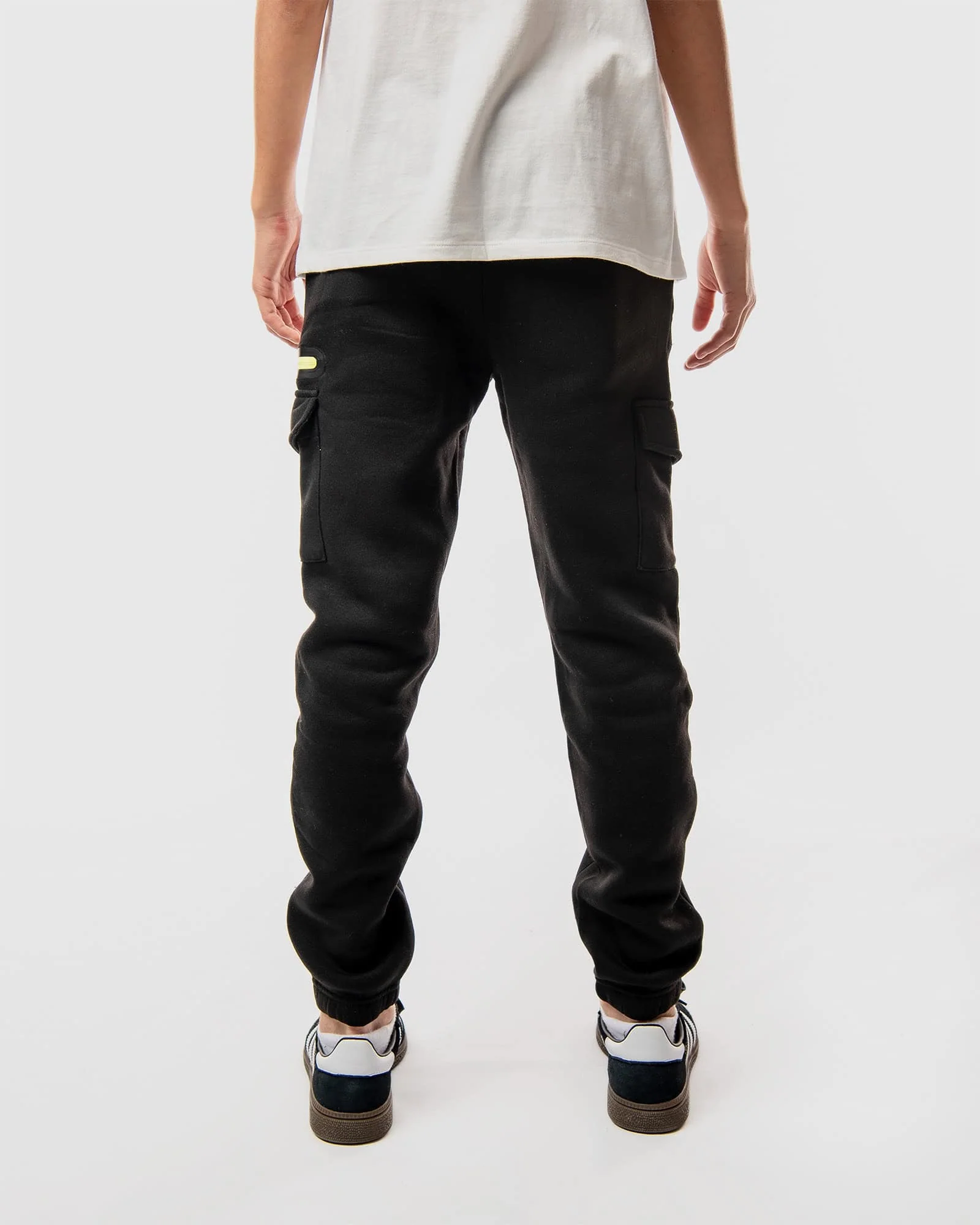 BOYS SYLAS FLEECE CARGO JOGGERS - Image 12