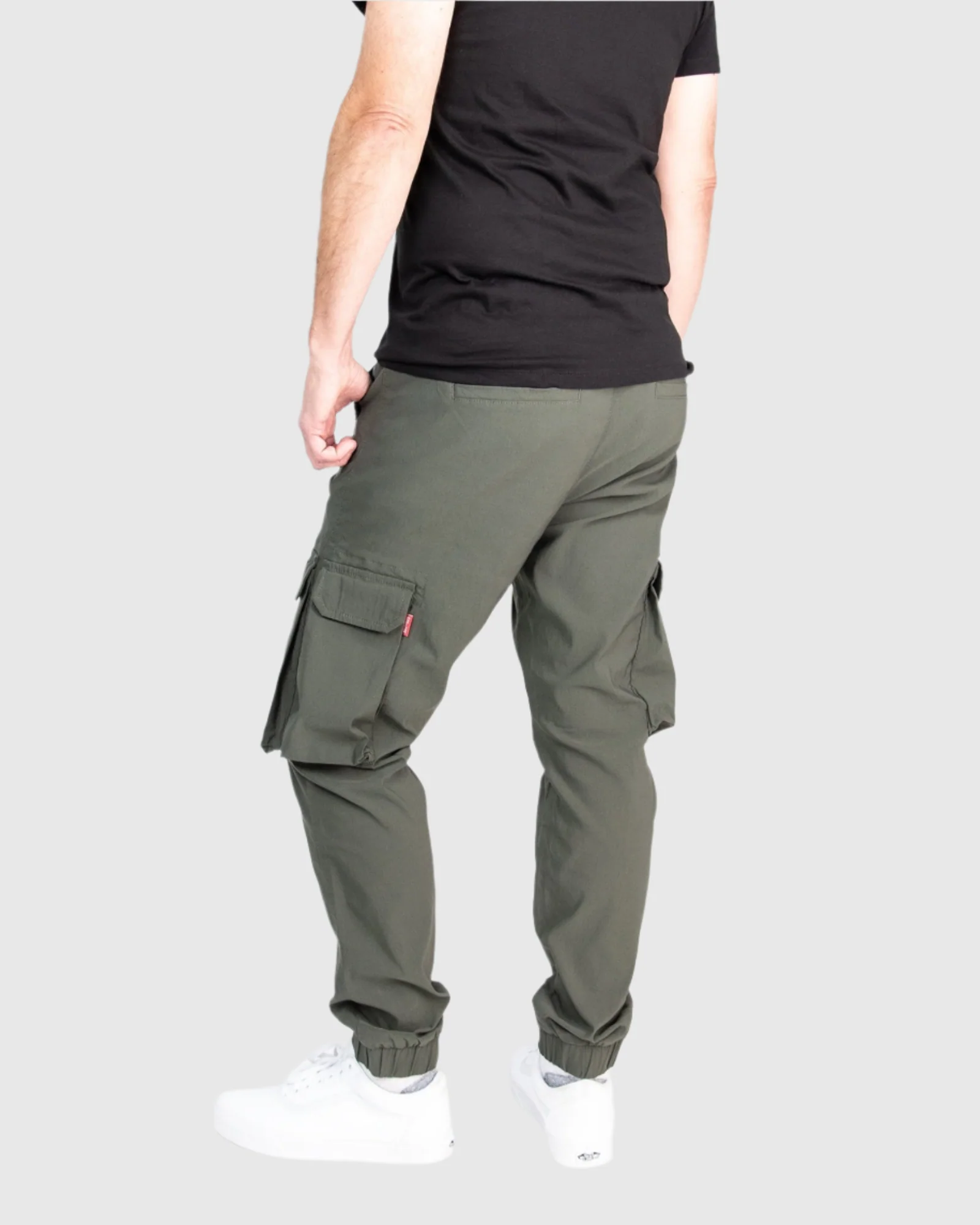 MEN'S BARRET PERFORMANCE TECH CARGO JOGGERS - Image 29