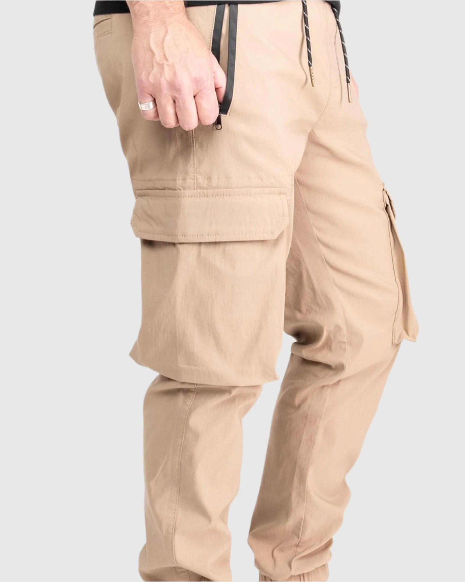 MEN'S BARRET PERFORMANCE TECH CARGO JOGGERS - Image 3