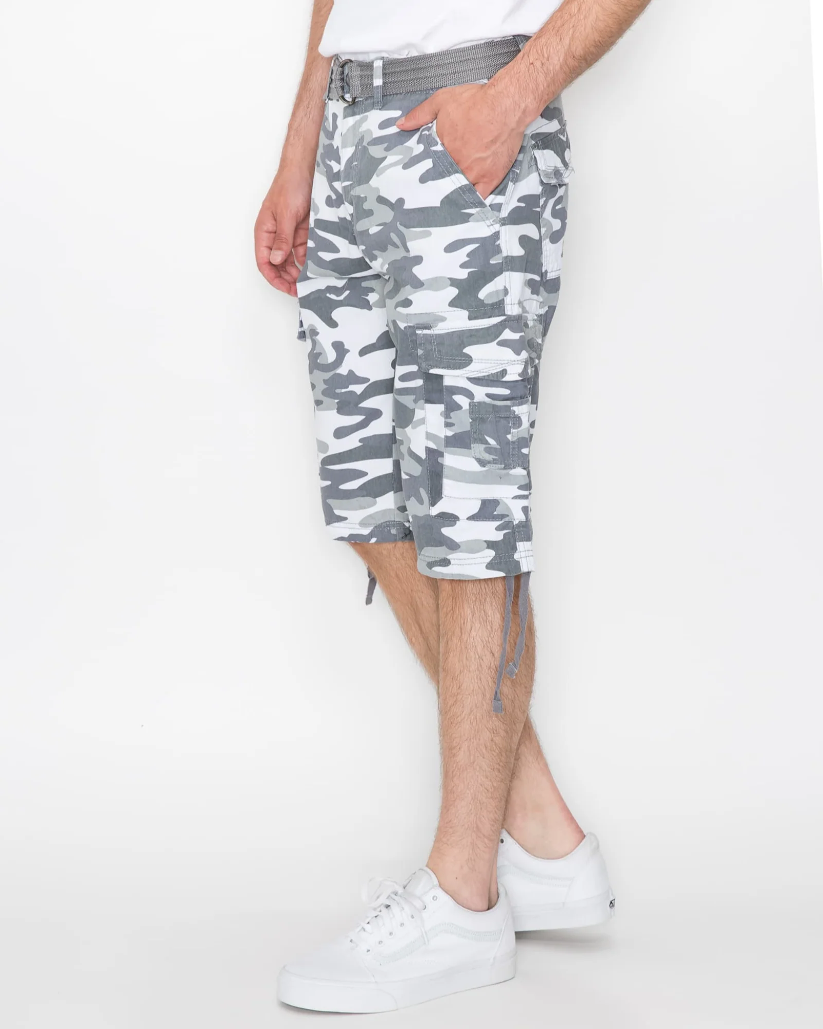 MEN'S DELANO TWILL CARGO SHORTS - Image 58