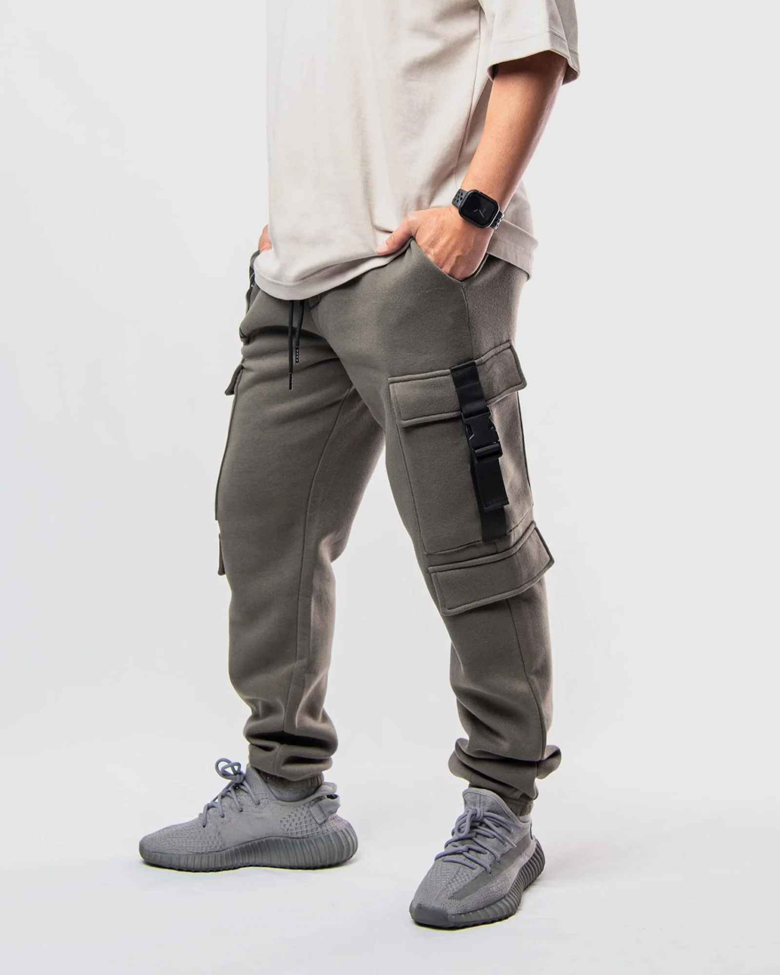 MEN'S ELASAH FLEECE CARGO JOGGERS - Image 15