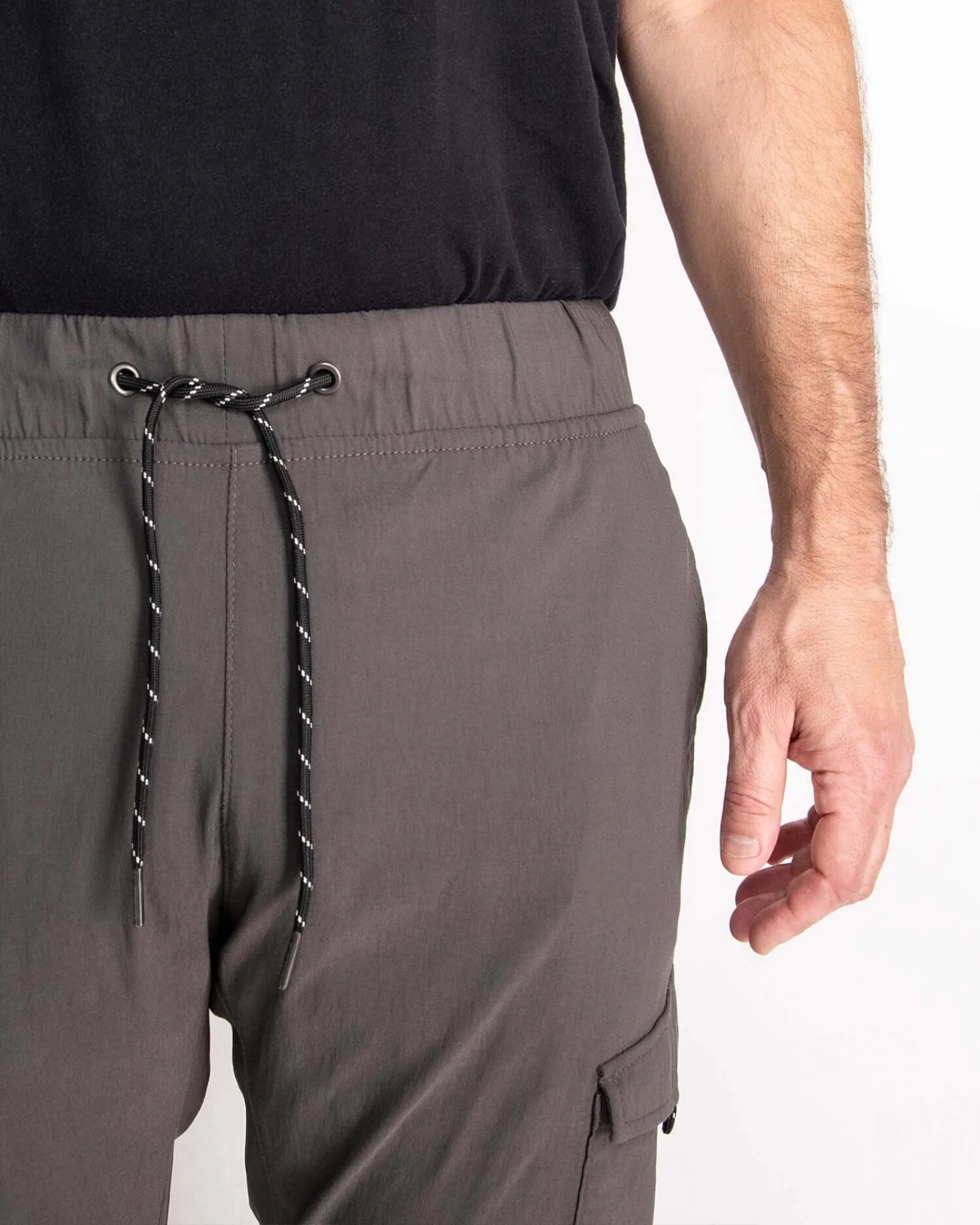 MEN'S TRECY PERFORMANCE TECH CARGO JOGGERS - Image 12