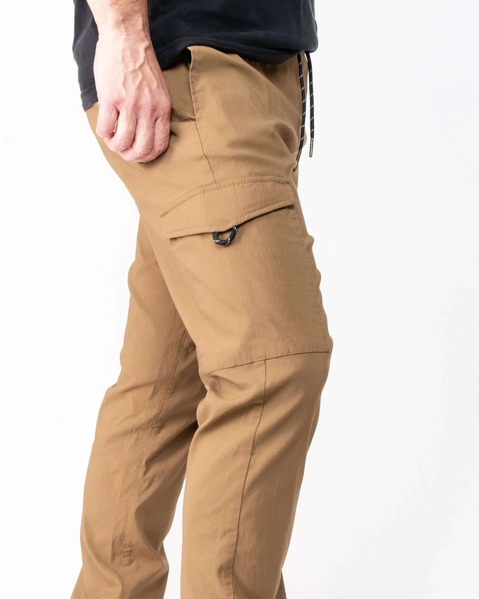 MEN'S TRECY PERFORMANCE TECH CARGO JOGGERS - Image 17
