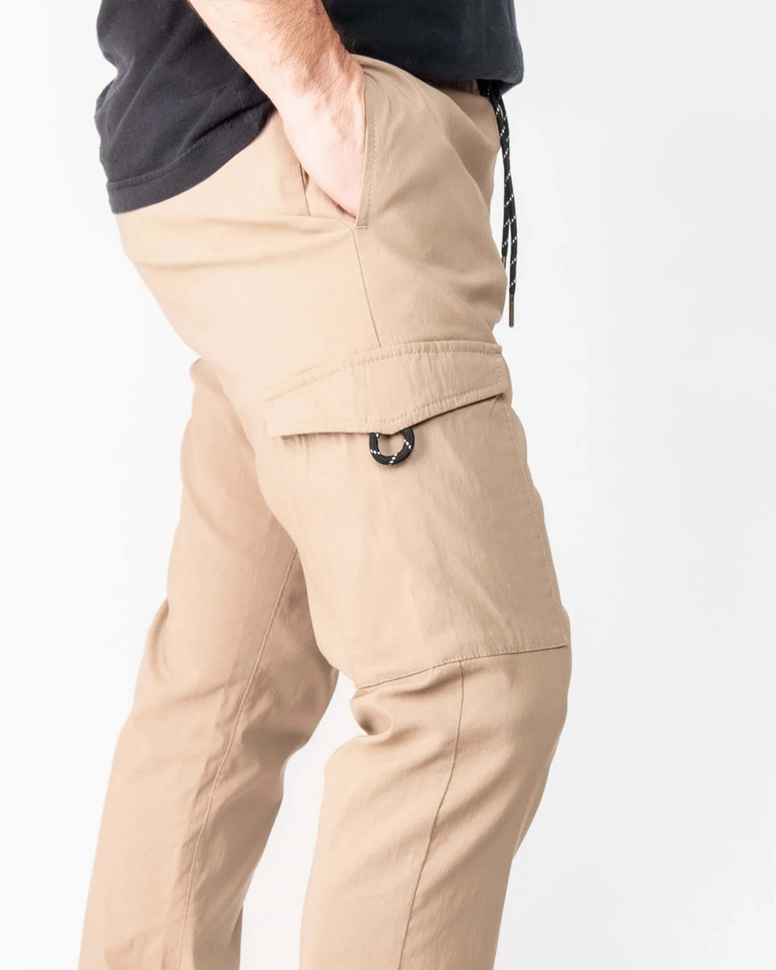 MEN'S TRECY PERFORMANCE TECH CARGO JOGGERS - Image 26